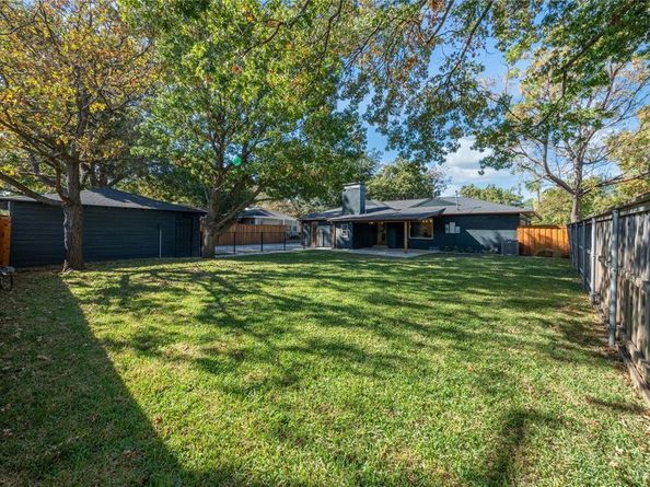 6746  Braeburn Drive , Dallas Texas 75214