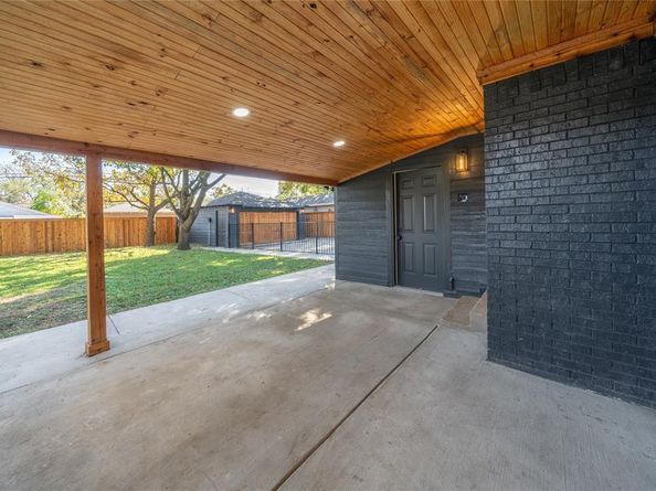 6746  Braeburn Drive , Dallas Texas 75214