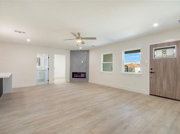 2017  Village Way , Dallas Texas 75216