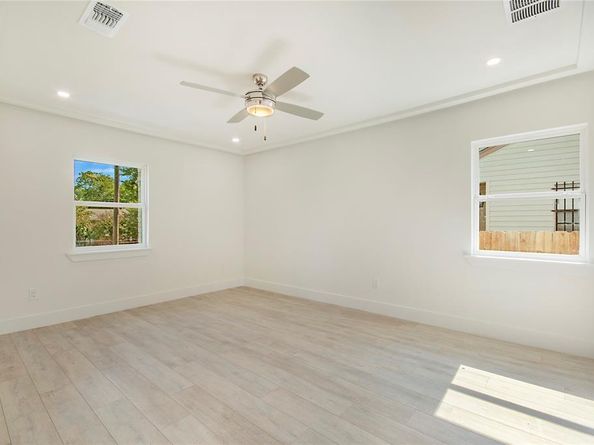 2017  Village Way , Dallas Texas 75216