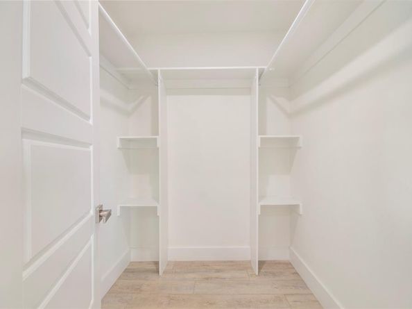 2017  Village Way , Dallas Texas 75216