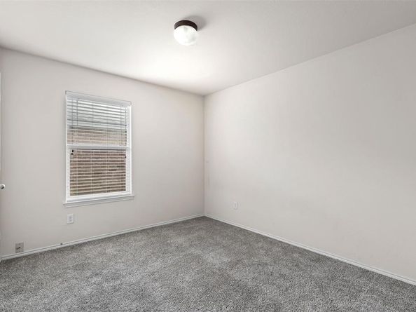 217  Silver Lake Trail , Fort Worth Texas 76140