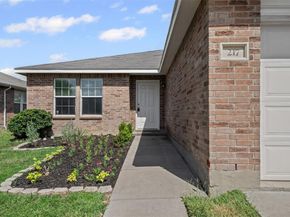 217  Silver Lake Trail , Fort Worth Texas 76140