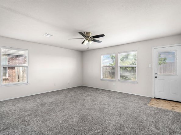 217  Silver Lake Trail , Fort Worth Texas 76140