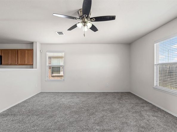 217  Silver Lake Trail , Fort Worth Texas 76140