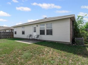 217  Silver Lake Trail , Fort Worth Texas 76140