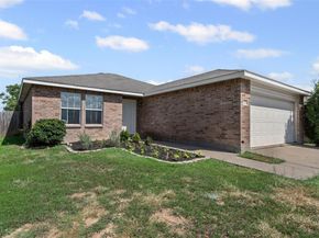 217  Silver Lake Trail , Fort Worth Texas 76140