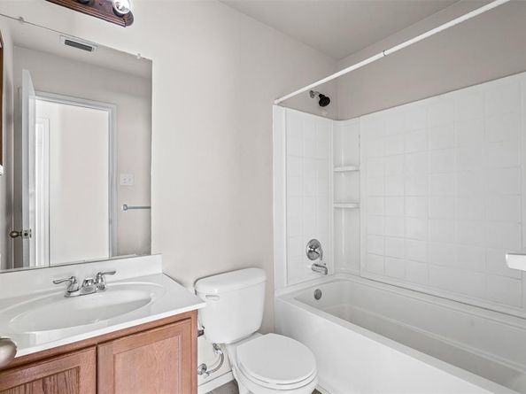 217  Silver Lake Trail , Fort Worth Texas 76140