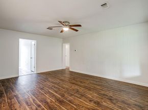 813  Colony Drive , Crowley Texas 76036