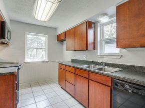 813  Colony Drive , Crowley Texas 76036