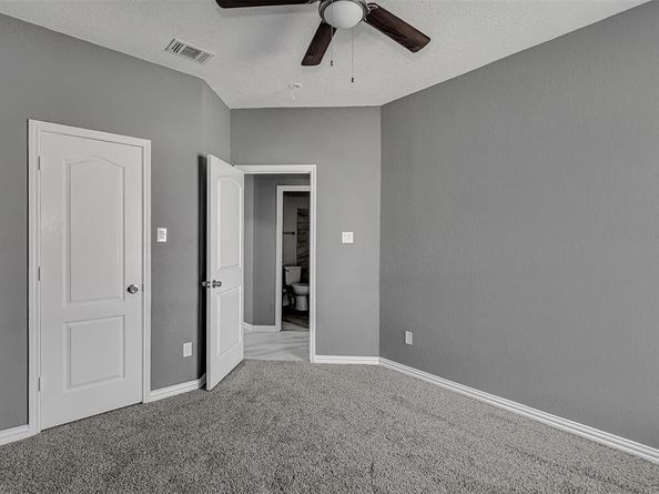 705  Crenshaw Drive , Cedar Hill Texas 75104