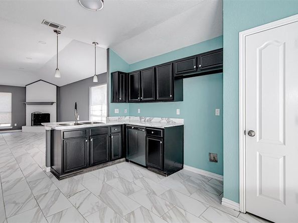705  Crenshaw Drive , Cedar Hill Texas 75104