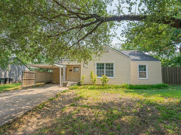 208 S Carmack Street , Mesquite Texas 75149