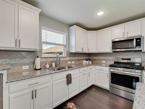 8921  Shore Crest Road , Frisco Texas 75036