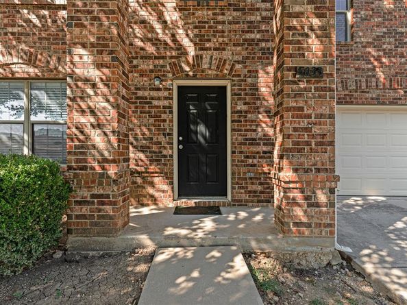 5033  Meridian Lane , Fort Worth Texas 76244