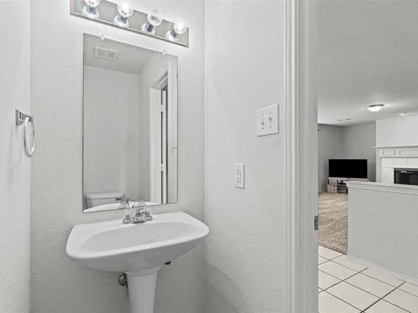 5033  Meridian Lane , Fort Worth Texas 76244