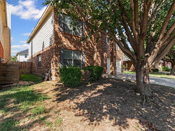 5033  Meridian Lane , Fort Worth Texas 76244
