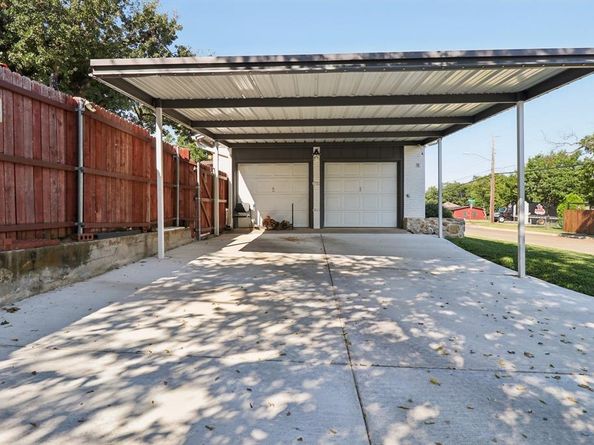 4201  Burke Road , Fort Worth Texas 76119