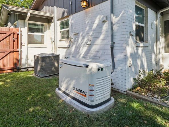 4201  Burke Road , Fort Worth Texas 76119