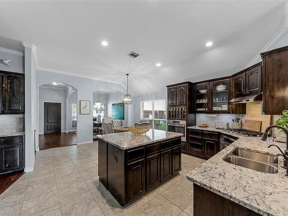 1121  Seclusion Cove Drive , McKinney Texas 75072