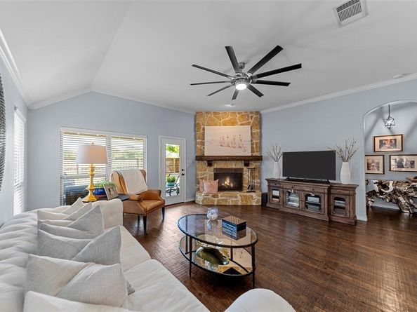 1121  Seclusion Cove Drive , McKinney Texas 75072