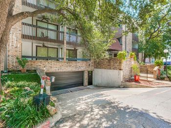 6122  Ridgecrest Road 