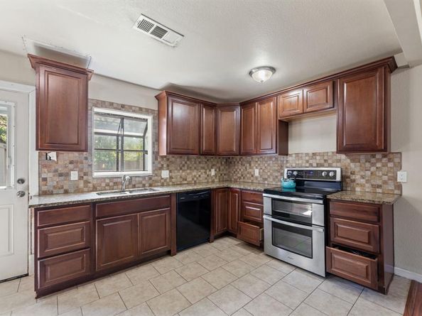 3009  Hatcher Street , Fort Worth Texas 76105