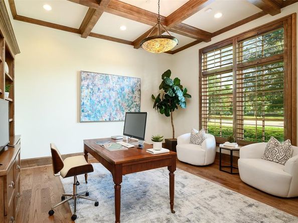 4529  Crooked Lane , Dallas Texas 75229