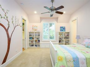 4529  Crooked Lane , Dallas Texas 75229