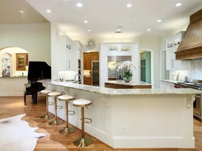 4529  Crooked Lane , Dallas Texas 75229
