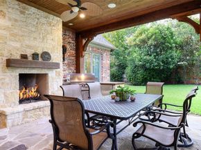 4529  Crooked Lane , Dallas Texas 75229