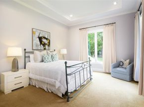 4529  Crooked Lane , Dallas Texas 75229