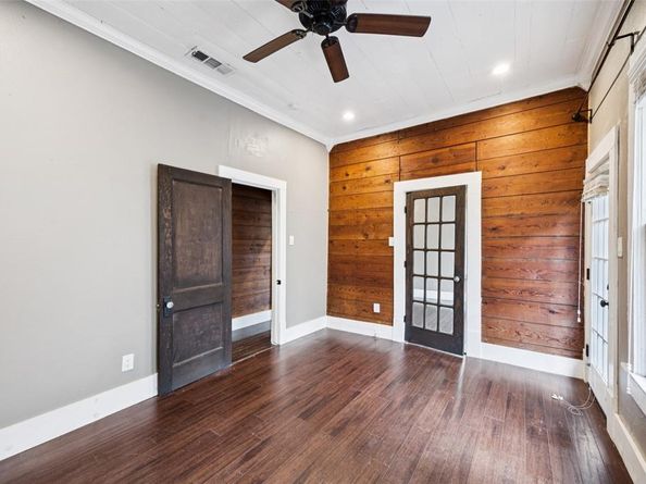 326 S Windomere Avenue , Dallas Texas 75208