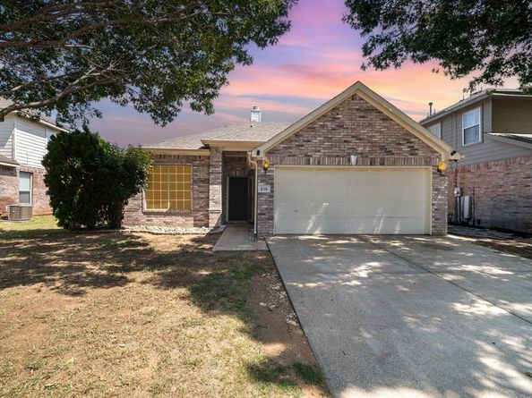 216  Lincoln Lane , Crowley Texas 76036