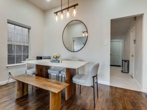 630 W Neely  , Dallas Texas 75208