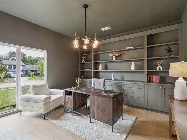 3910  Highgrove Drive , Dallas Texas 75220