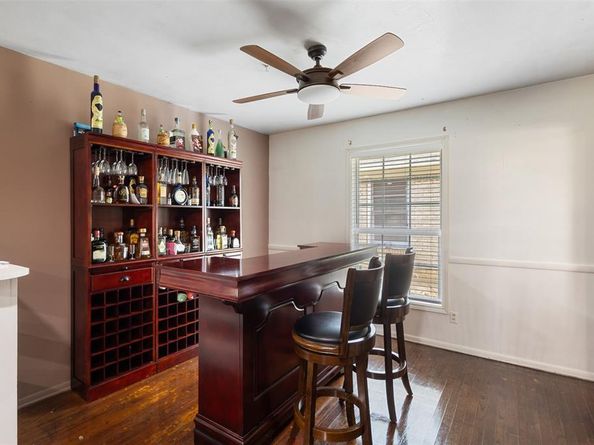 1830  Yucca Drive , Dallas Texas 75217