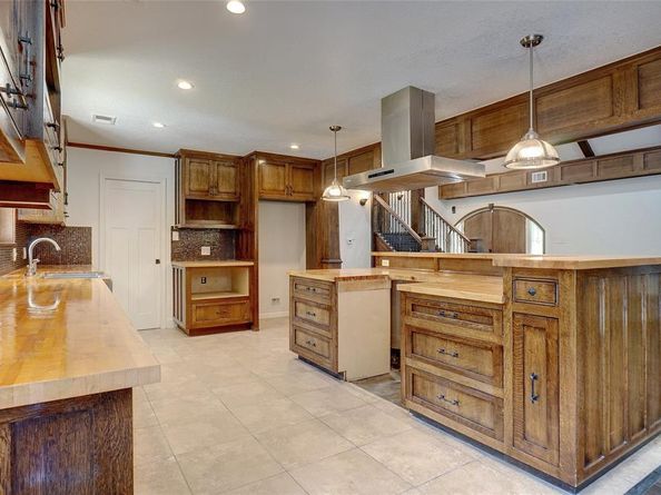 8900  Random Road , Fort Worth Texas 76179