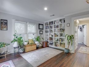 1713  Belle Place , Fort Worth Texas 76107