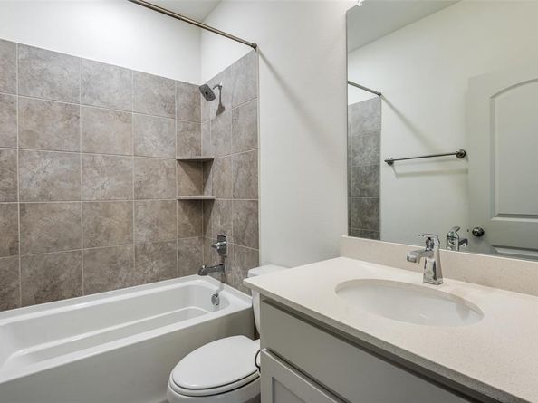 4877  Paddock Trail , Carrollton Texas 75010