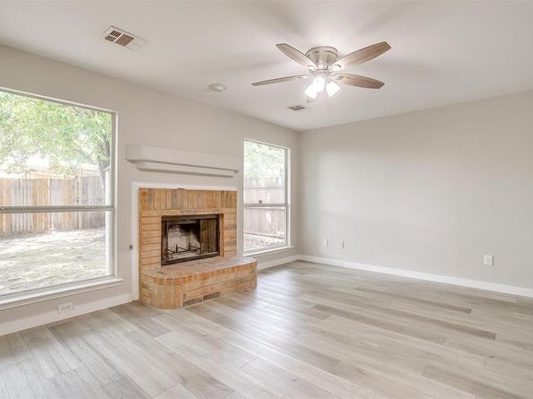 909  Western Pass , Fort Worth Texas 76179
