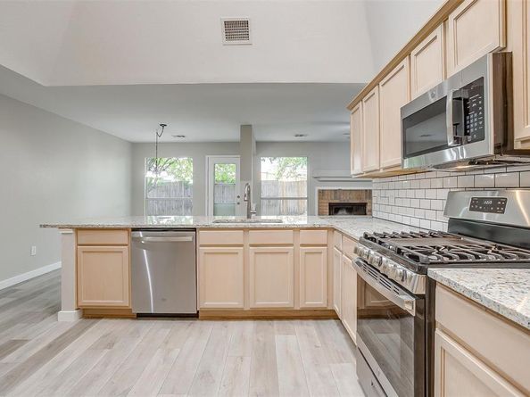 909  Western Pass , Fort Worth Texas 76179