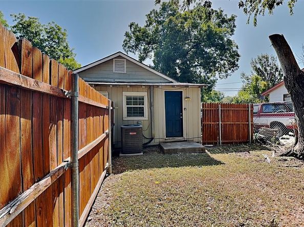 517  Isbell Road , Fort Worth Texas 76114