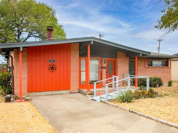 2251  Myrtlewood Drive , Dallas Texas 75232