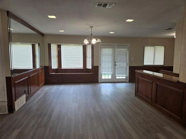 502  Moonlight Drive , Garland Texas 75040