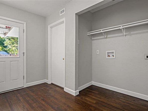 1824  Westway Avenue , Garland Texas 75042
