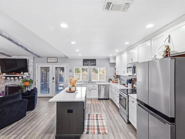 6217  Scenic Drive , Rowlett Texas 75088