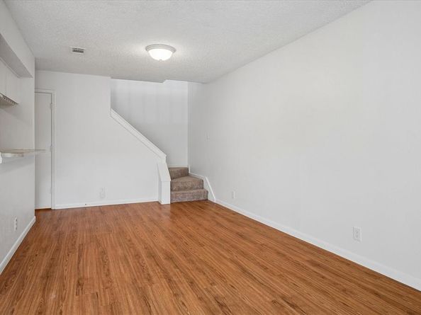 5200  Martel Avenue  6G, Dallas Texas 75206