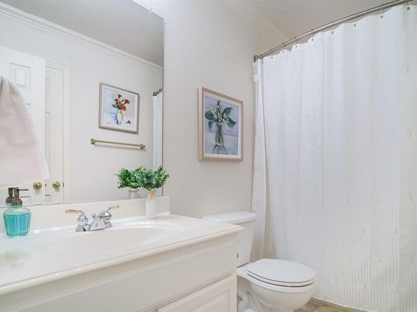 1601  Canyon Creek Drive , McKinney Texas 75072