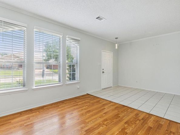 3541  Silverado Trail , Fort Worth Texas 76262